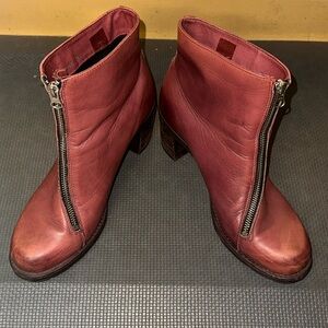 Biza burgundy leather zipper boots